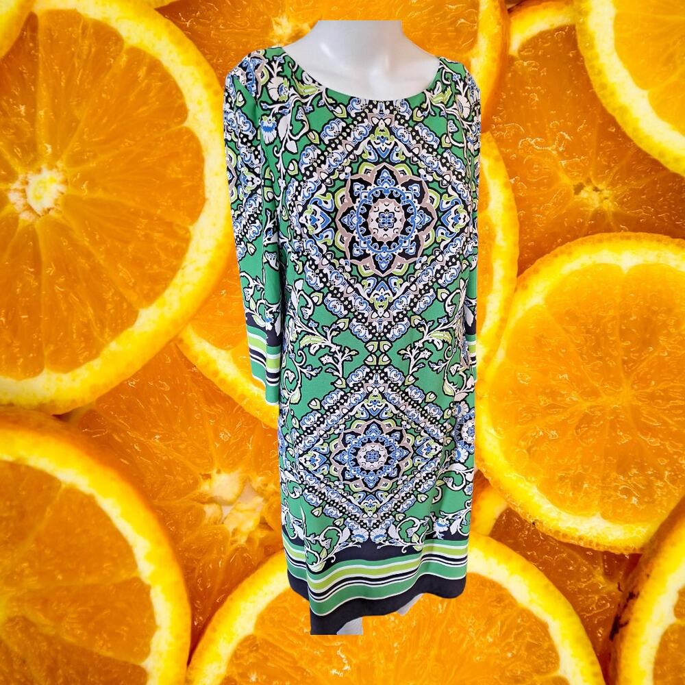 Jessica Howard Long Sleeve V Neck Green Design‎ Midi Dress Size 10
